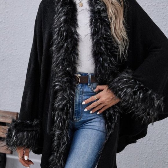 Classic Black faux Fur trim Cardigan - Picture 5 of 7